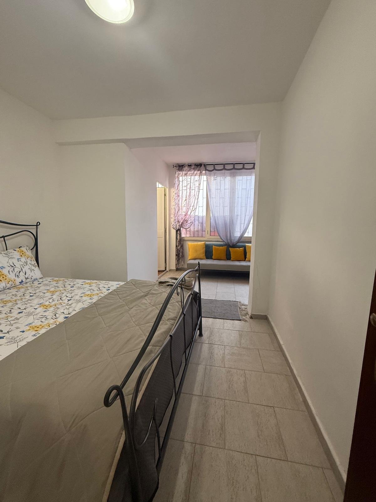 Exclusive Three-Bedroom Apartment in Scalea – Panoramic Sea View
