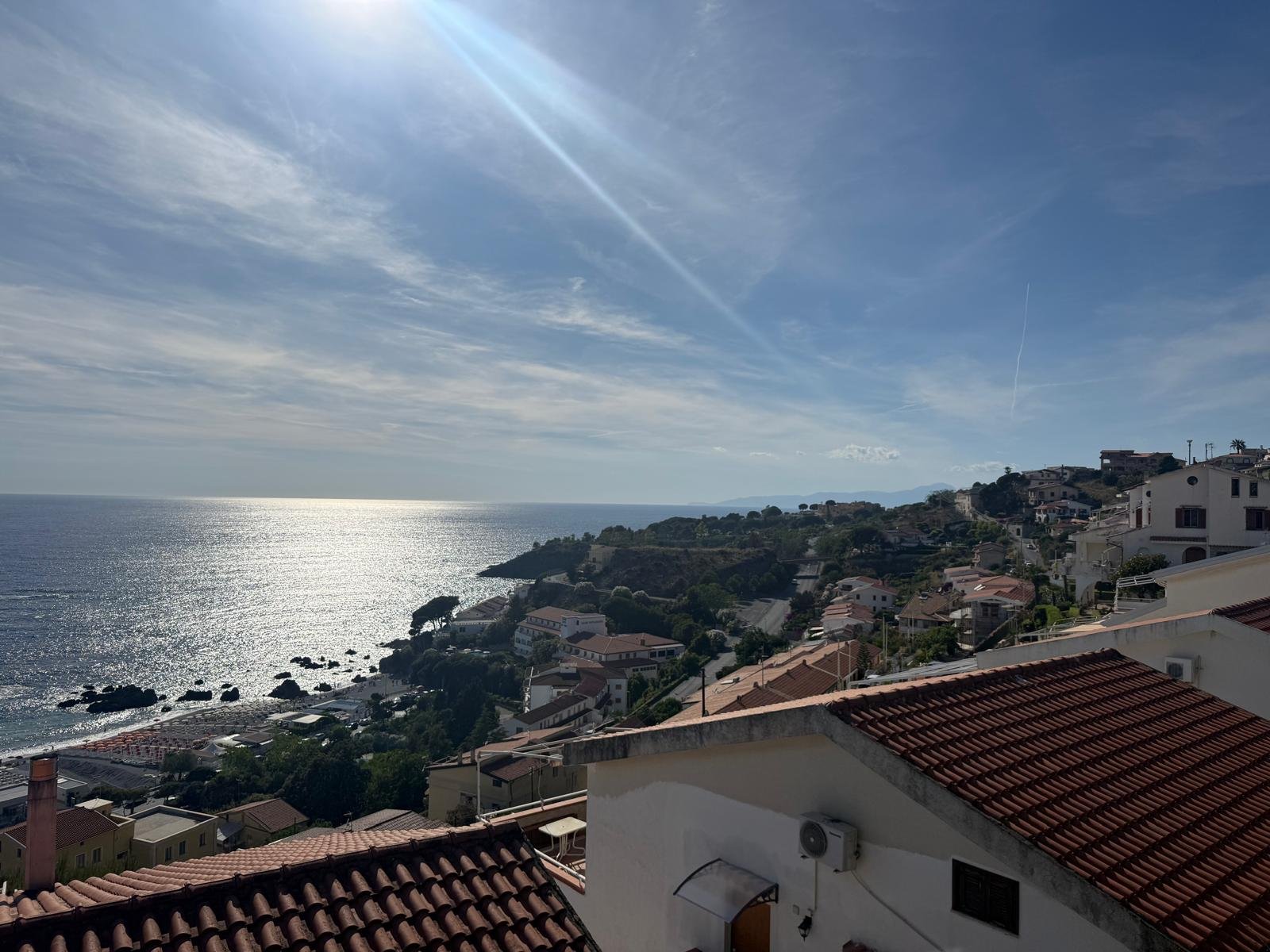 Exclusive Three-Bedroom Apartment in Scalea – Panoramic Sea View