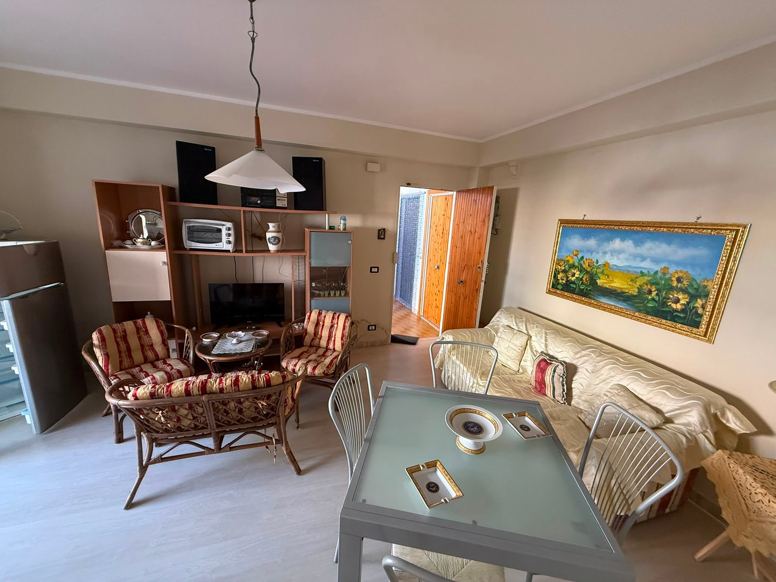 Three-Room Apartment in Marina di Santa Maria del Cedro – Just Steps from the Sea!