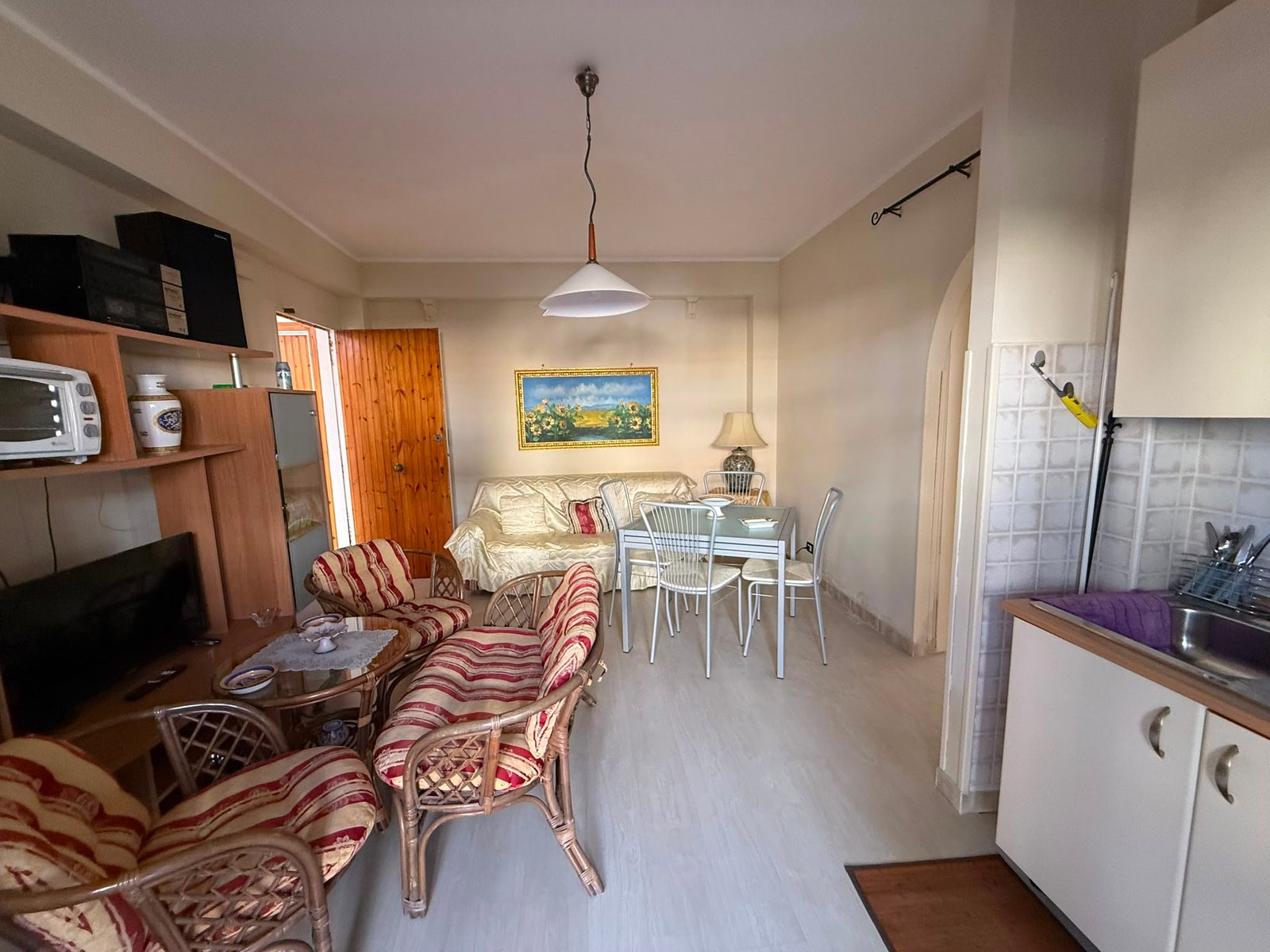 Three-Room Apartment in Marina di Santa Maria del Cedro – Just Steps from the Sea!