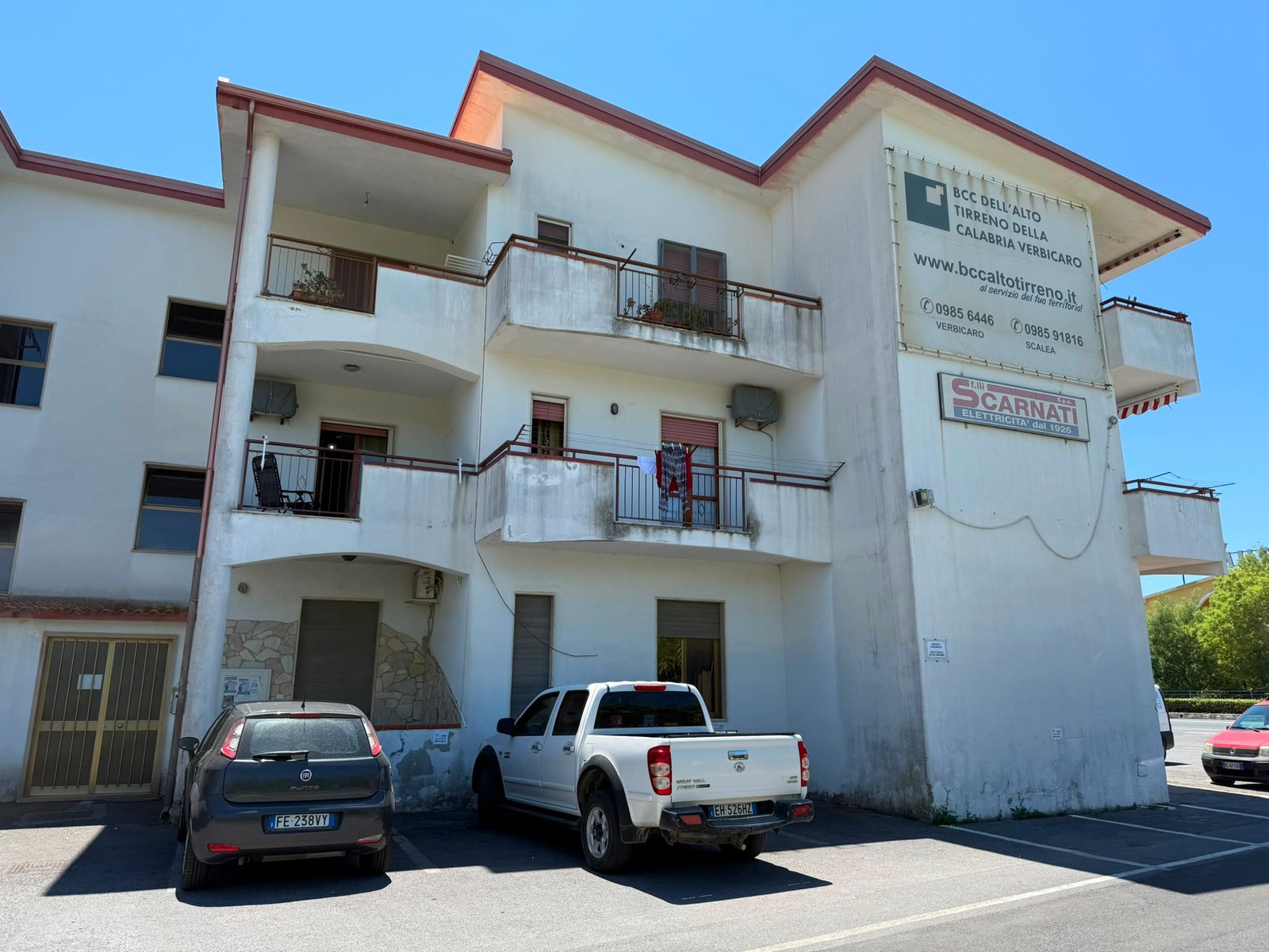 First-floor flat for sale – 100 metres from the sea