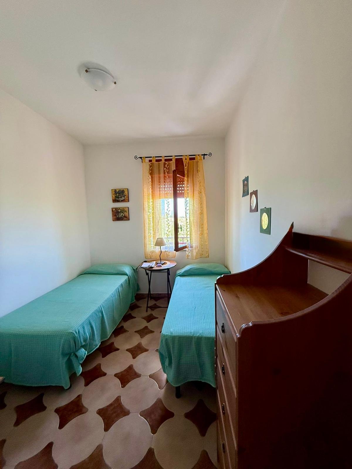 First-floor flat for sale – 100 metres from the sea