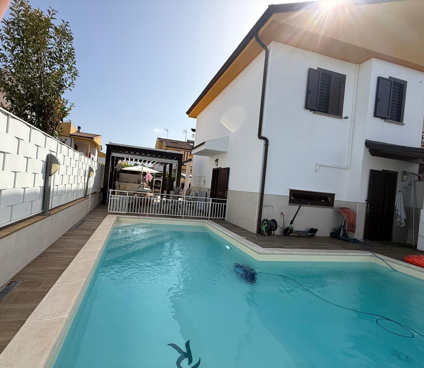 Terraced House with Swimming Pool – An Unmissable Opportunity