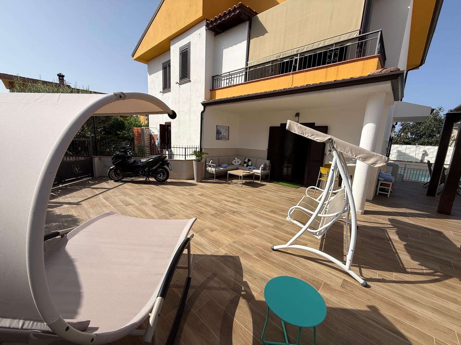 Terraced House with Swimming Pool – An Unmissable Opportunity