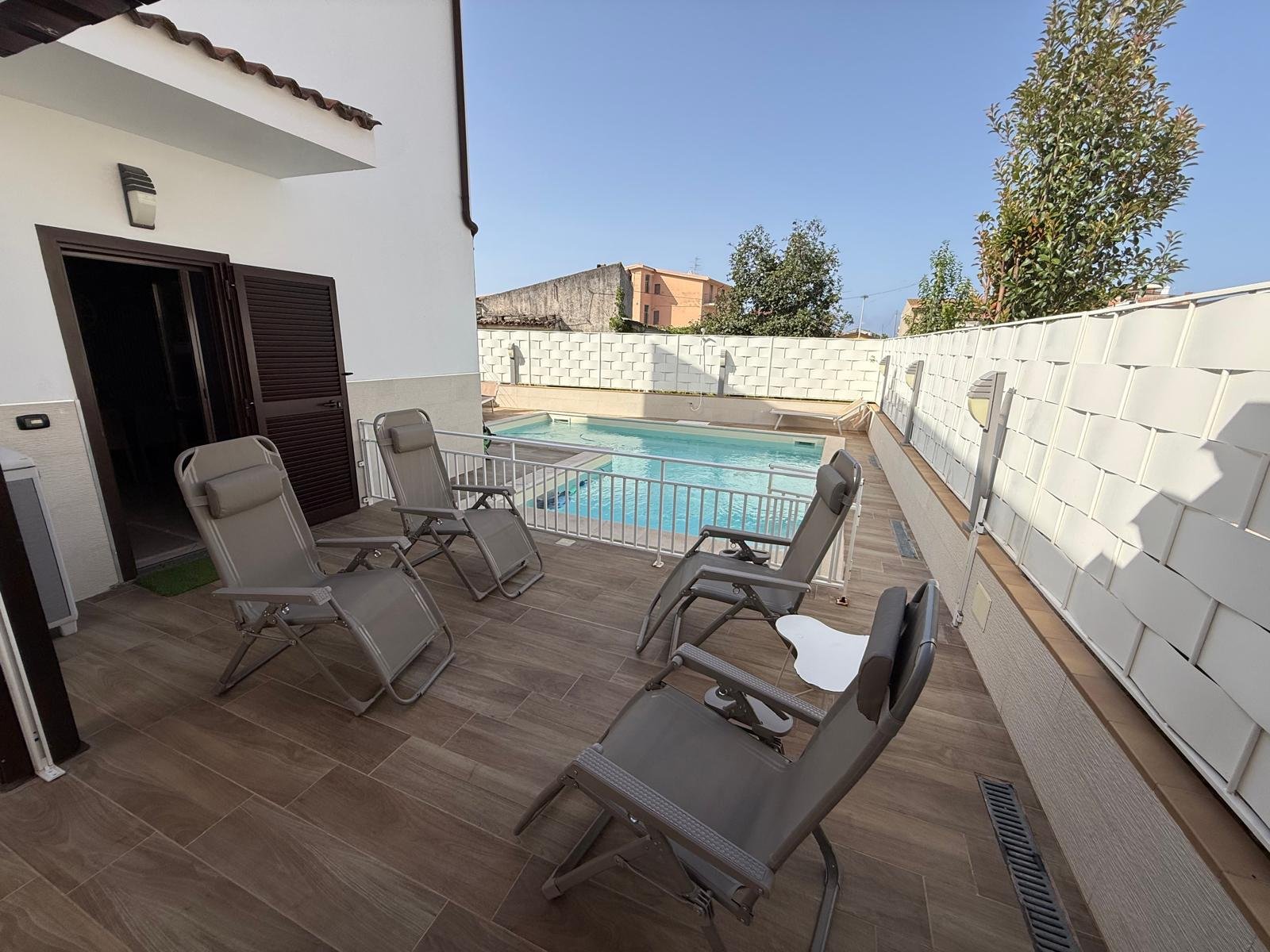 Terraced House with Swimming Pool – An Unmissable Opportunity