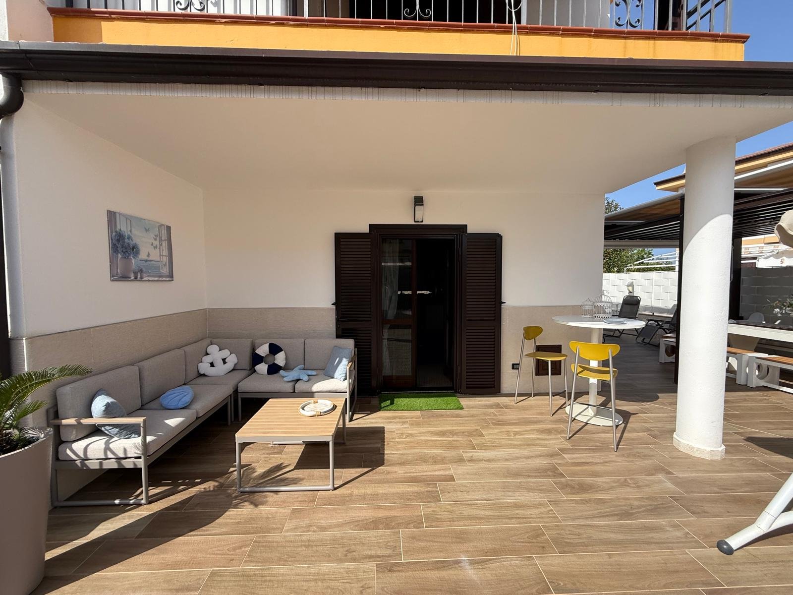 Terraced House with Swimming Pool – An Unmissable Opportunity