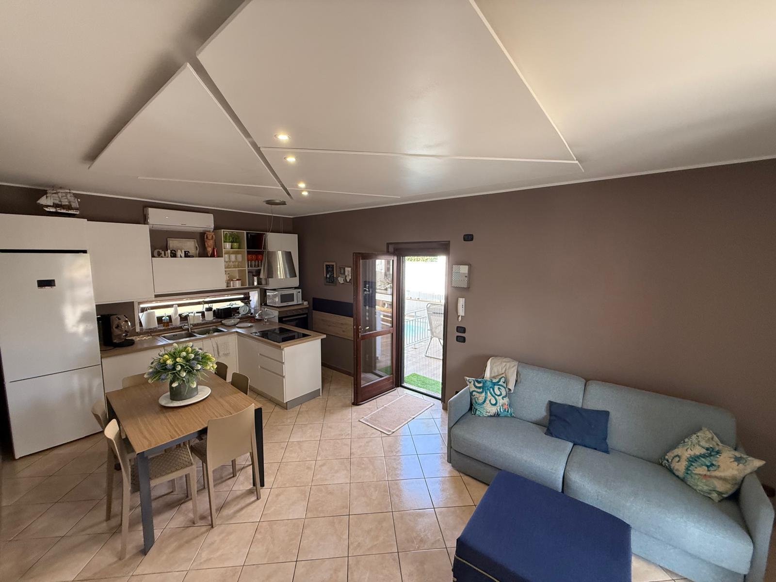 Terraced House with Swimming Pool – An Unmissable Opportunity