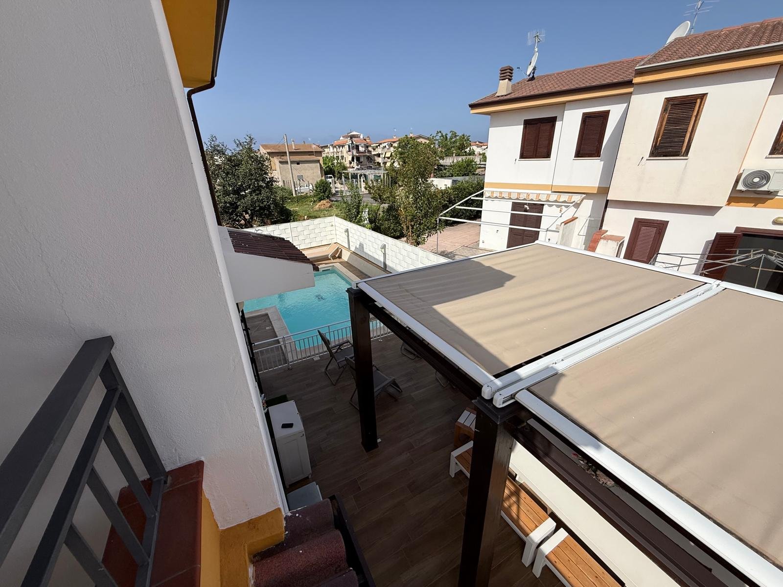Terraced House with Swimming Pool – An Unmissable Opportunity