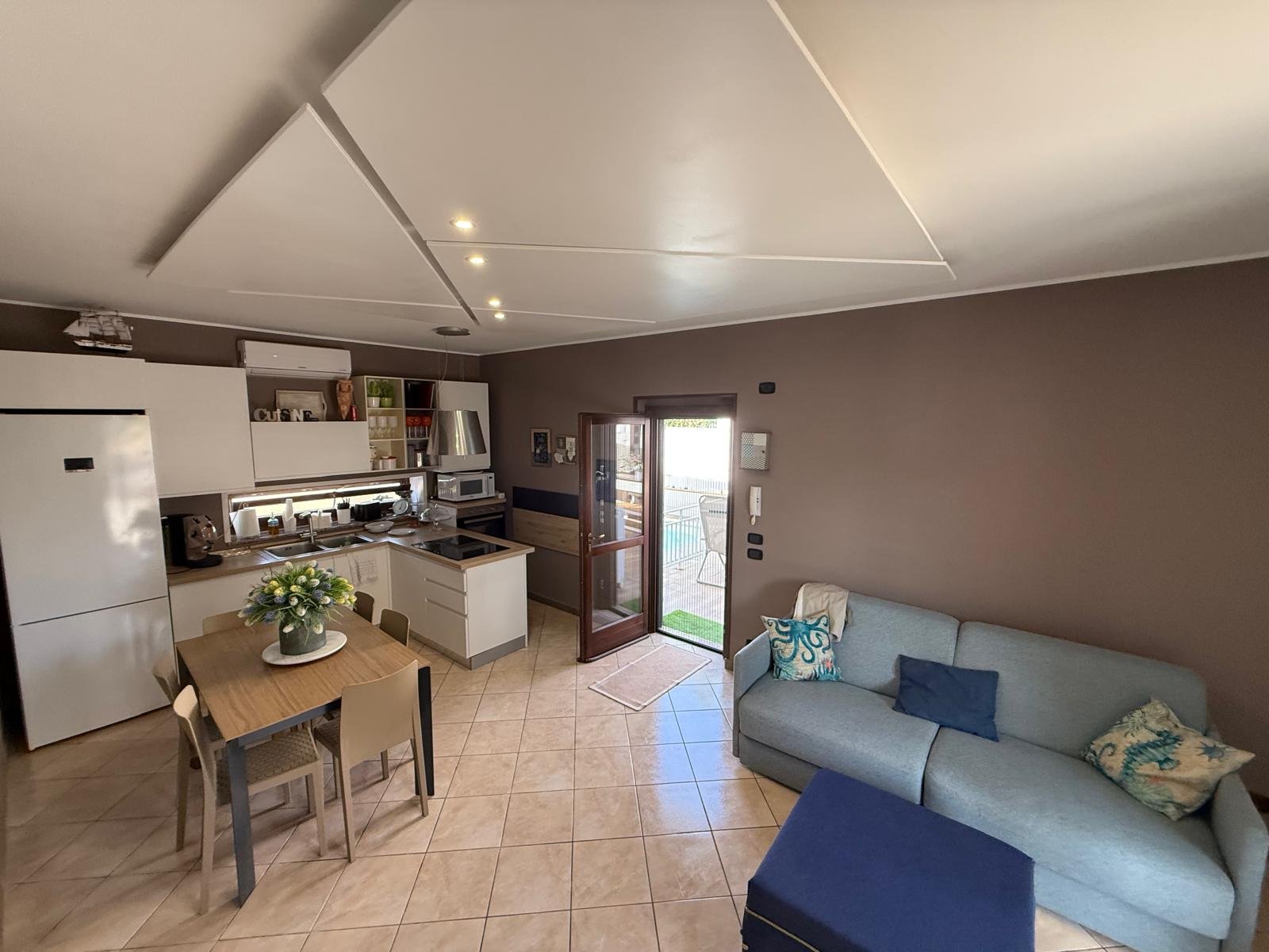 Terraced House with Swimming Pool – An Unmissable Opportunity