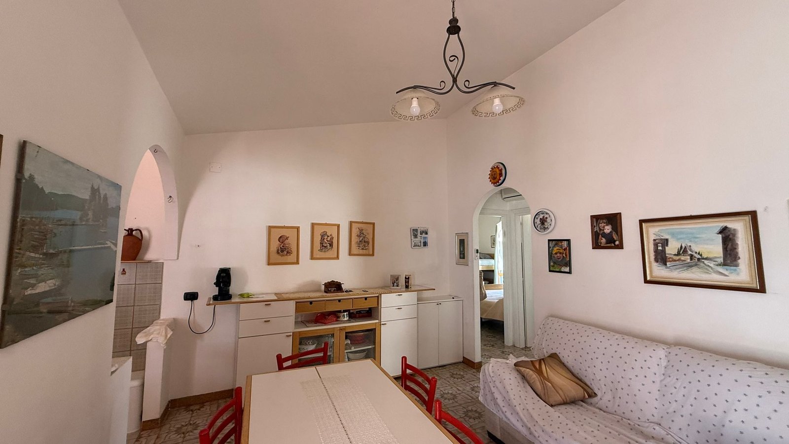First Floor, Villaggio Sant’Anna