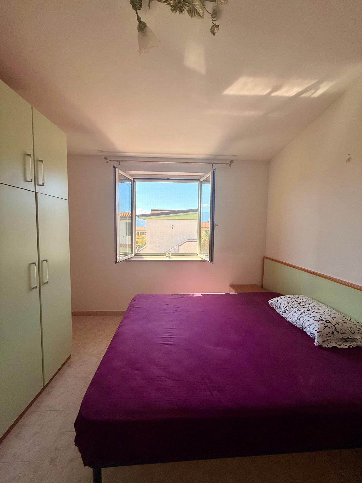 Three-Room Apartment for Sale in Località Petrosa – Parco Roma