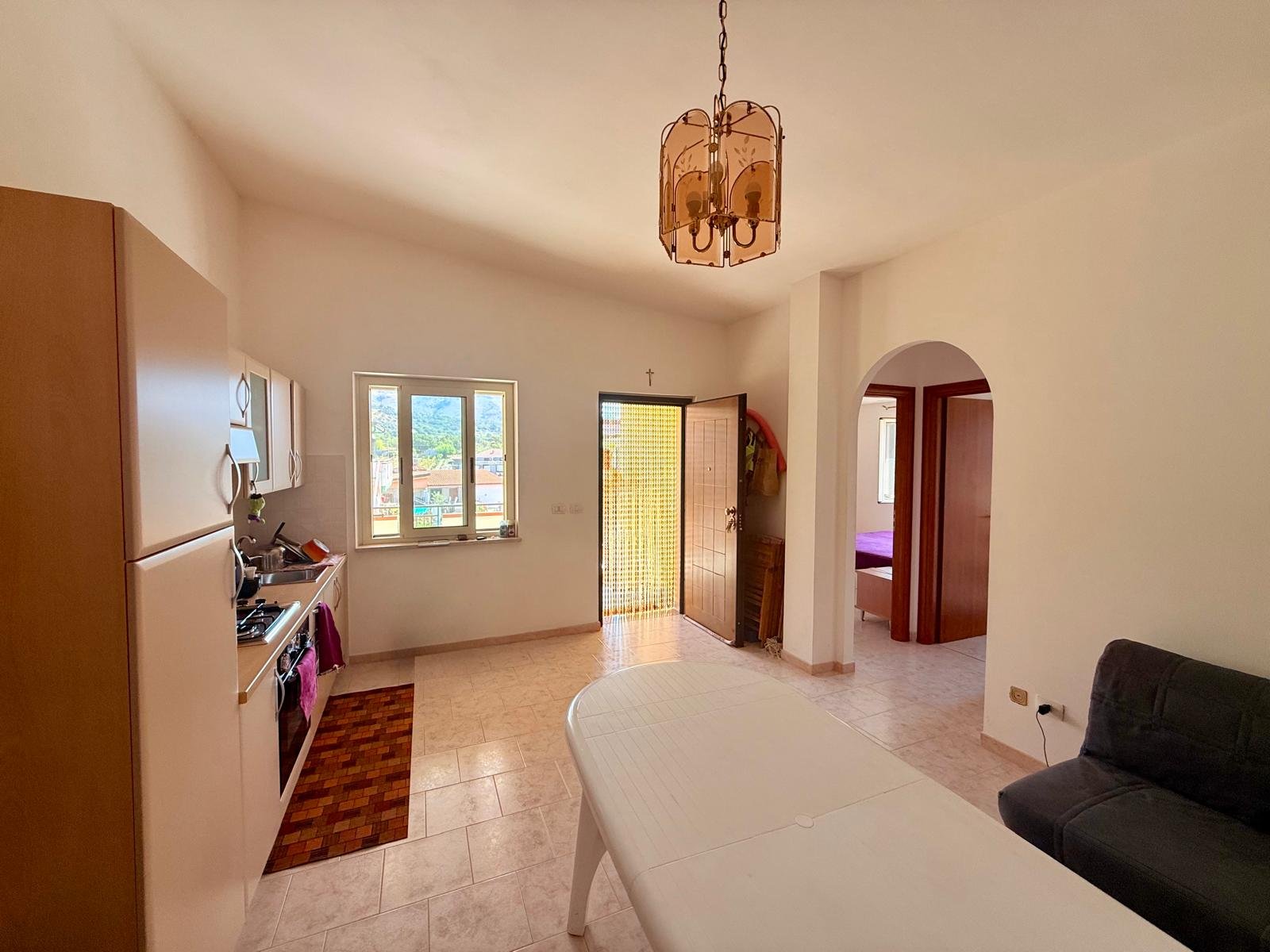 Three-Room Apartment for Sale in Località Petrosa – Parco Roma