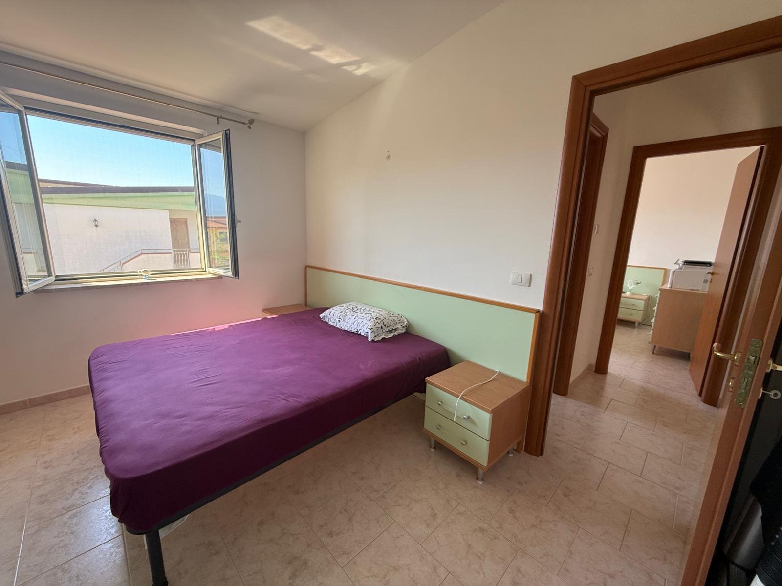 Three-Room Apartment for Sale in Località Petrosa – Parco Roma