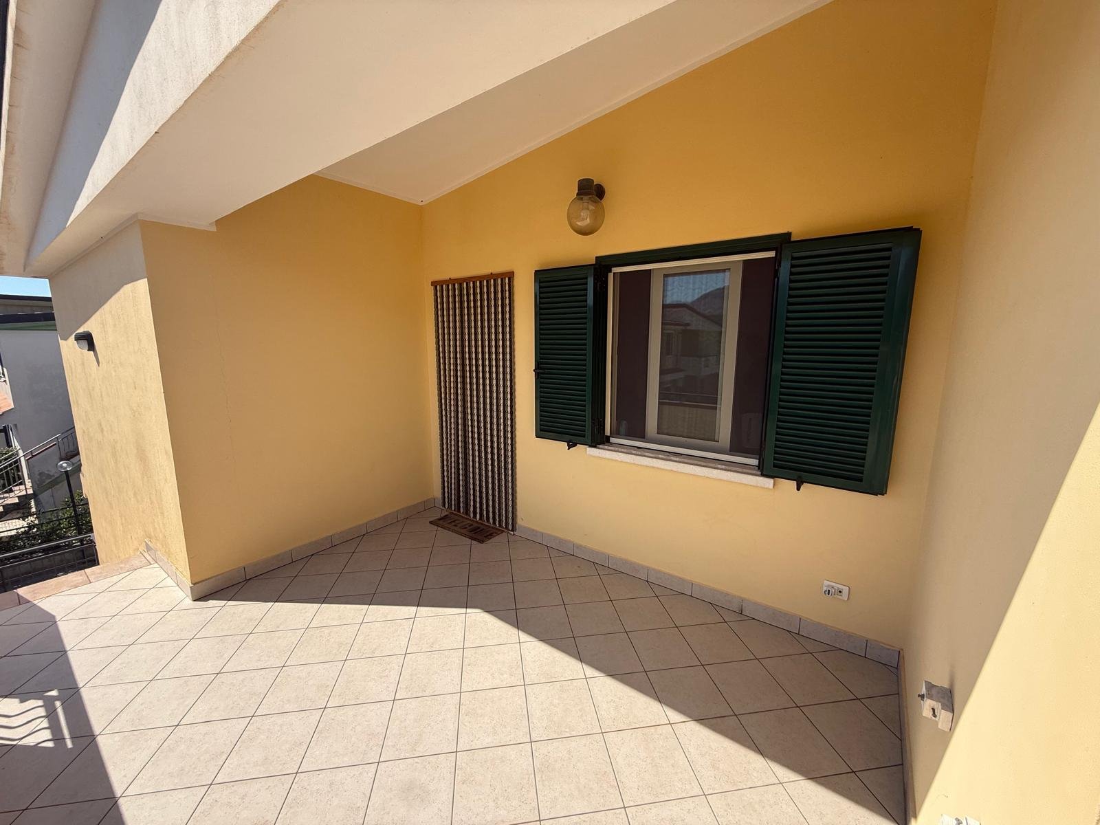 Three-Room Apartment for Sale in Località Petrosa – Parco Roma