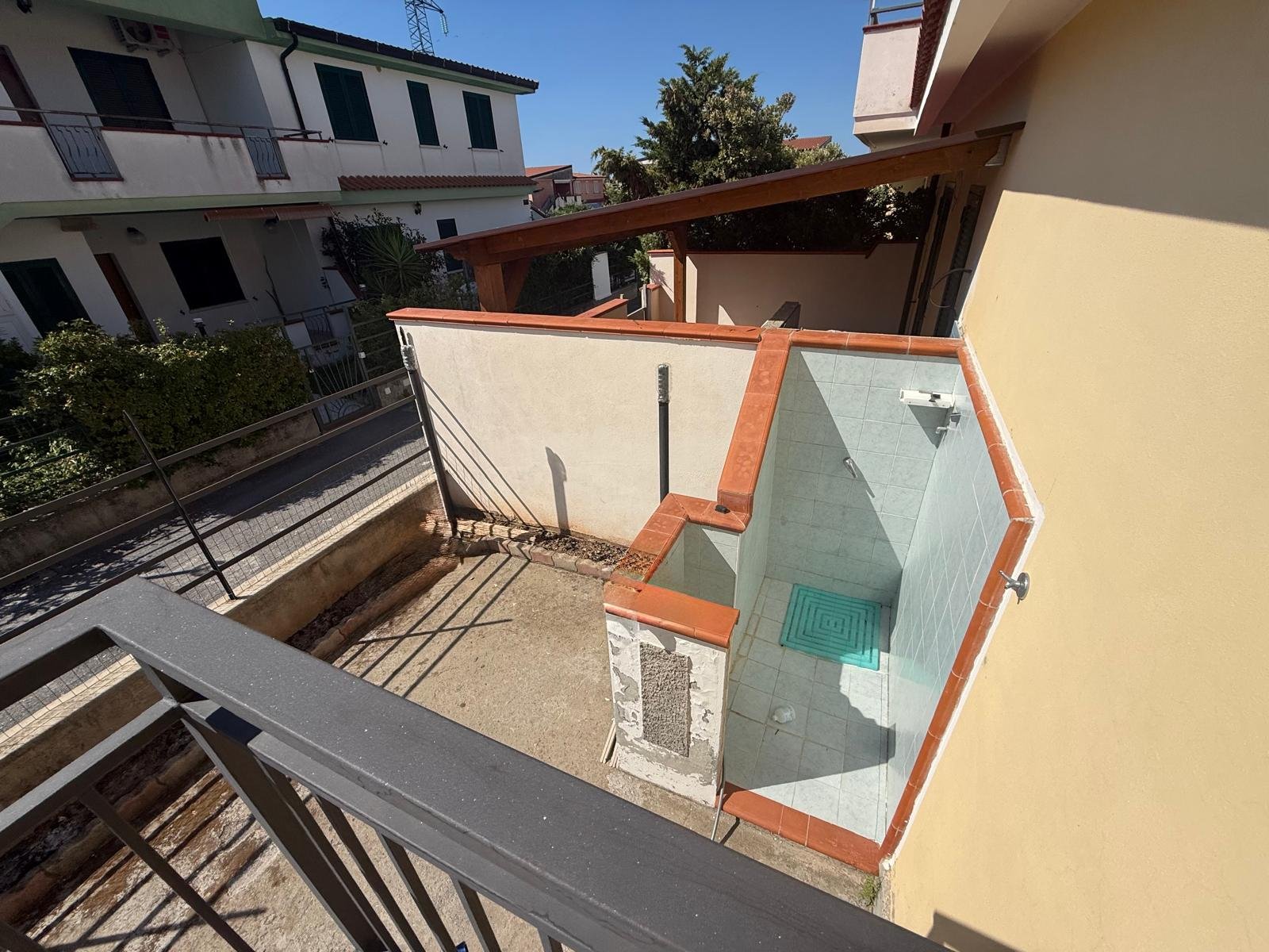 Three-Room Apartment for Sale in Località Petrosa – Parco Roma