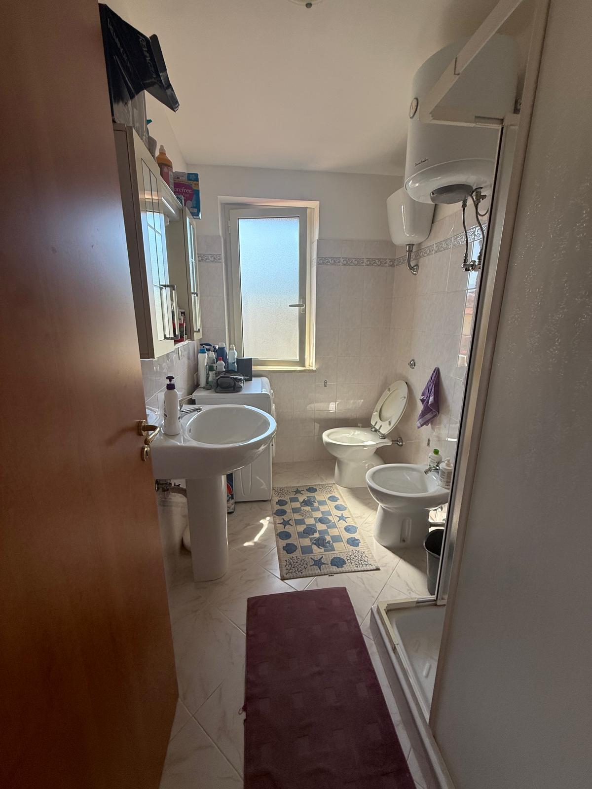 Three-Room Apartment for Sale in Località Petrosa – Parco Roma