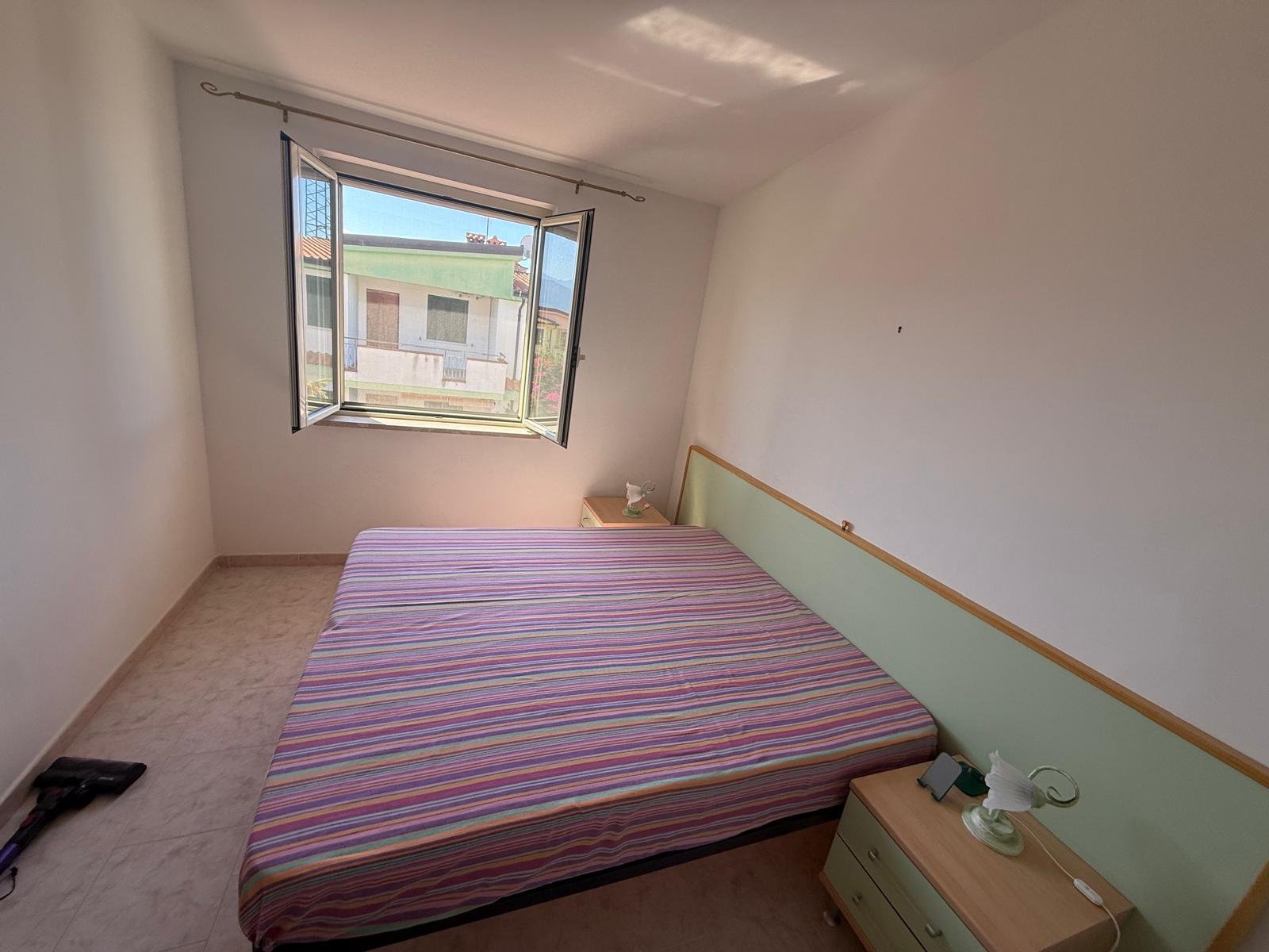 Three-Room Apartment for Sale in Località Petrosa – Parco Roma